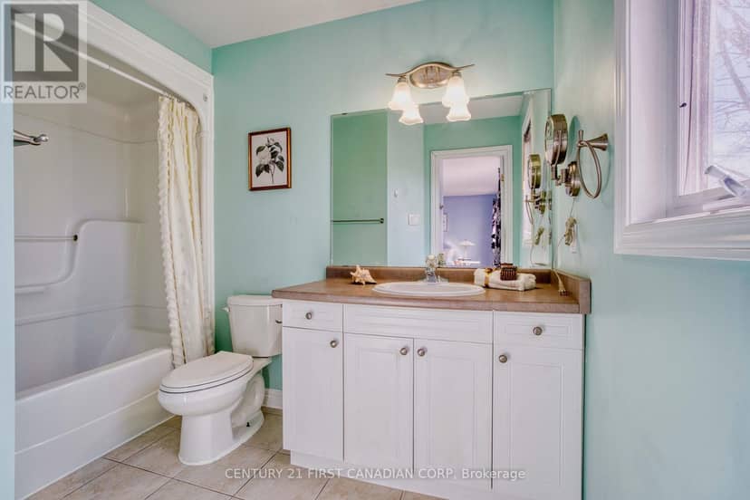 89 McTaggart Court — photo 23 of 40