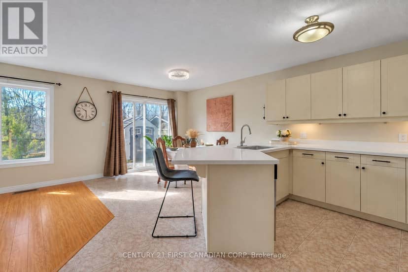 89 McTaggart Court — photo 9 of 40