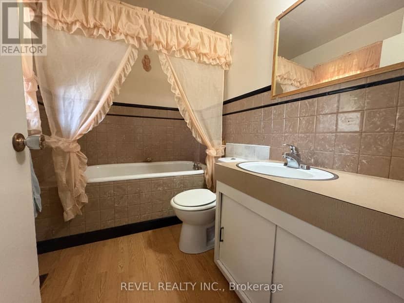 107 Fifteenth Avenue — photo 14 of 27