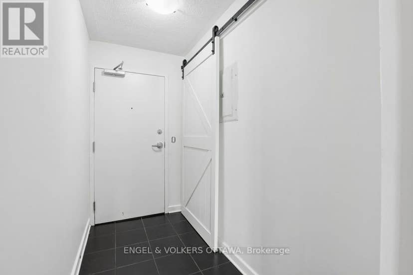 408 - 138 Somerset Street W, Ottawa, photo 7