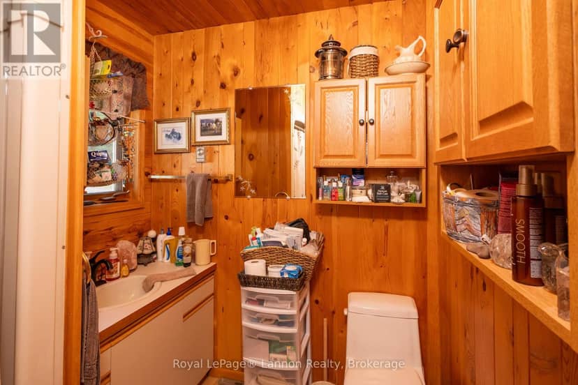 44 Hicks Road — photo 18 of 40
