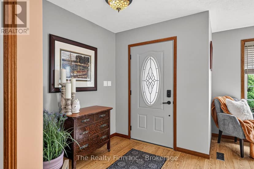22 McCreery Road — photo 14 of 40