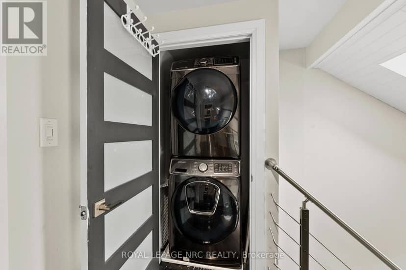 15 - 178 Scott Street — photo 26 of 40