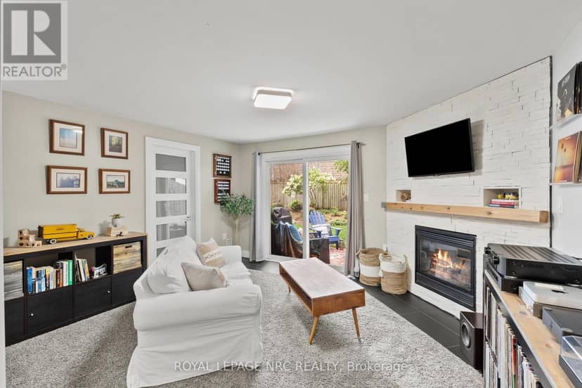 15 - 178 Scott Street — photo 33 of 40