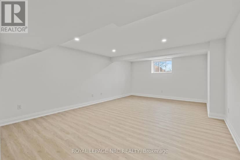 4705 Lee Avenue — photo 29 of 34