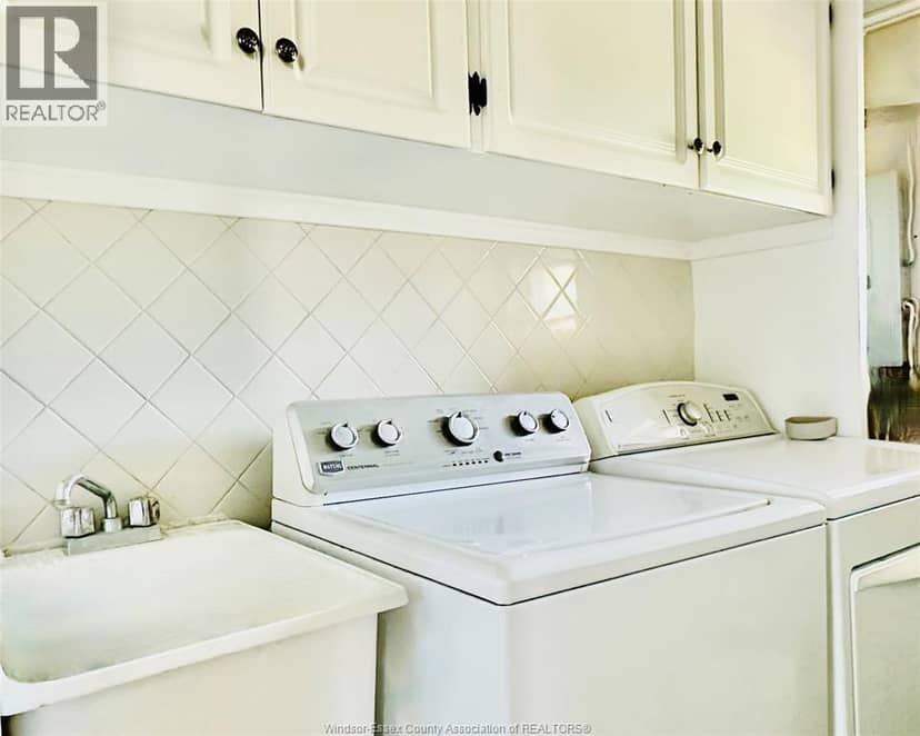 3100 Lakeshore Rd 303 — photo 11 of 28