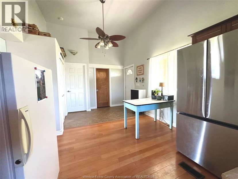 3100 Lakeshore Rd 303 — photo 3 of 28