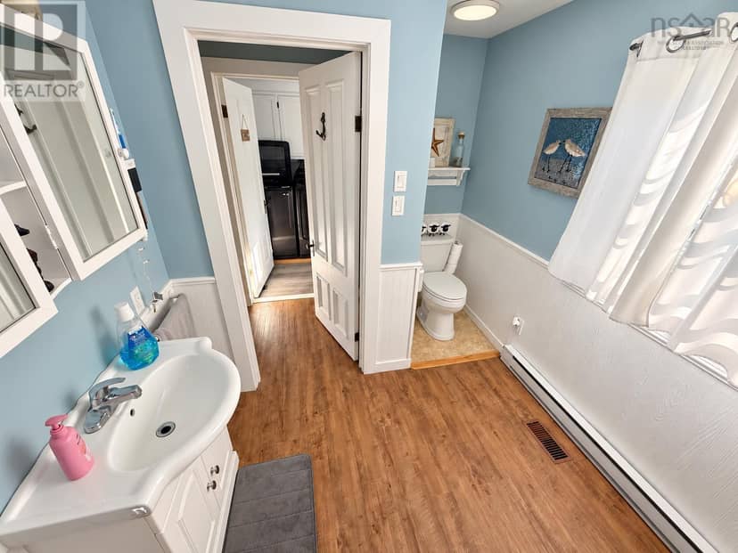 3281 Highway 1 — photo 10 of 15