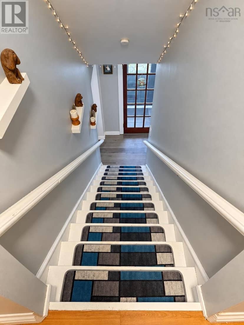 3281 Highway 1 — photo 11 of 15
