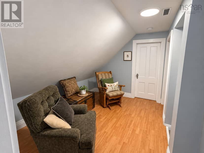 3281 Highway 1 — photo 13 of 15