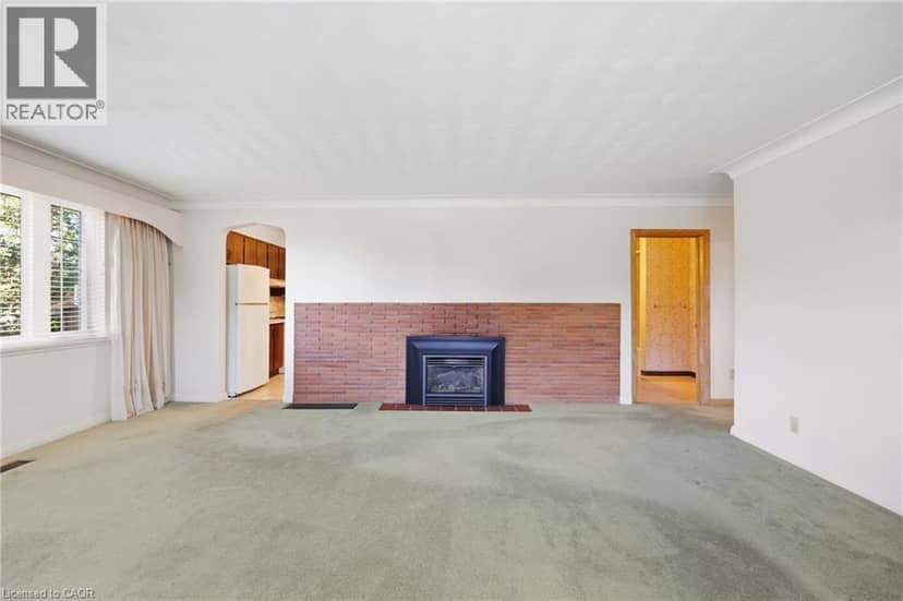 8 HILL Place — photo 11 of 40