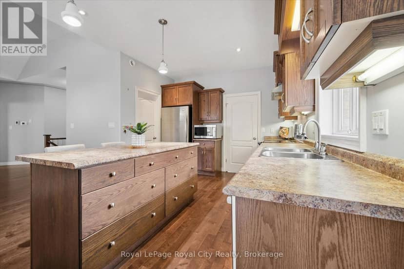 60A Eastview Road — photo 16 of 40