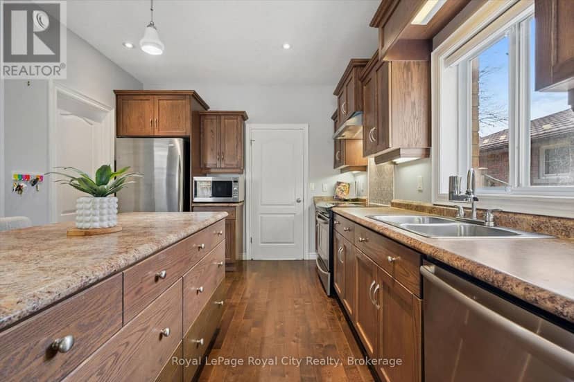 60A Eastview Road — photo 17 of 40