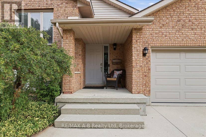 194 Norwood Court — photo 3 of 40