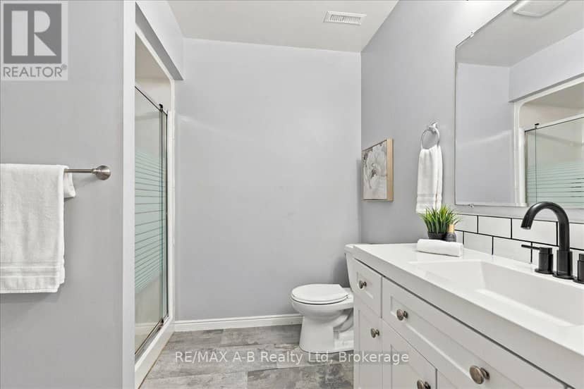 194 Norwood Court — photo 34 of 40