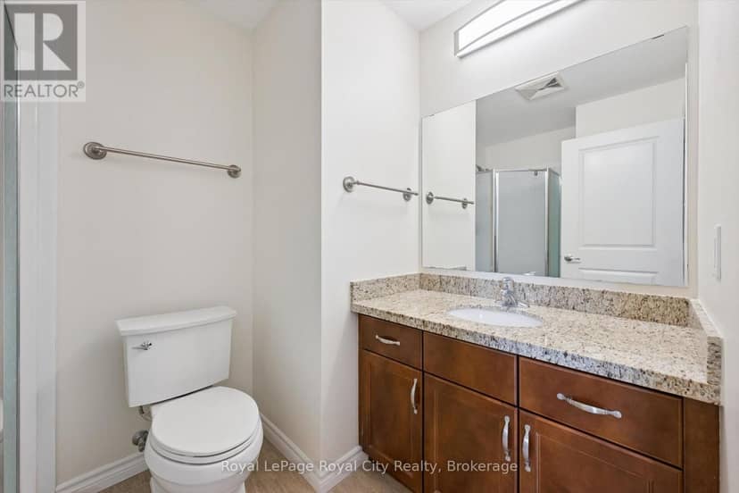142 - 1077 Gordon Street — photo 16 of 40