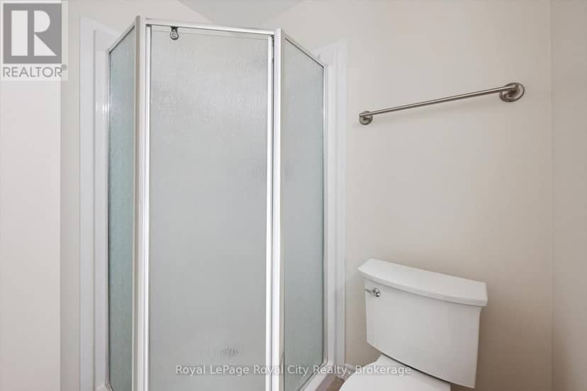 142 - 1077 Gordon Street — photo 40 of 40