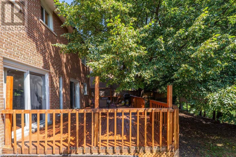 17 Twin Circle Court — photo 22 of 39