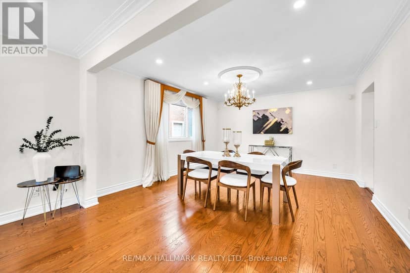 17 Twin Circle Court, Toronto, photo 5