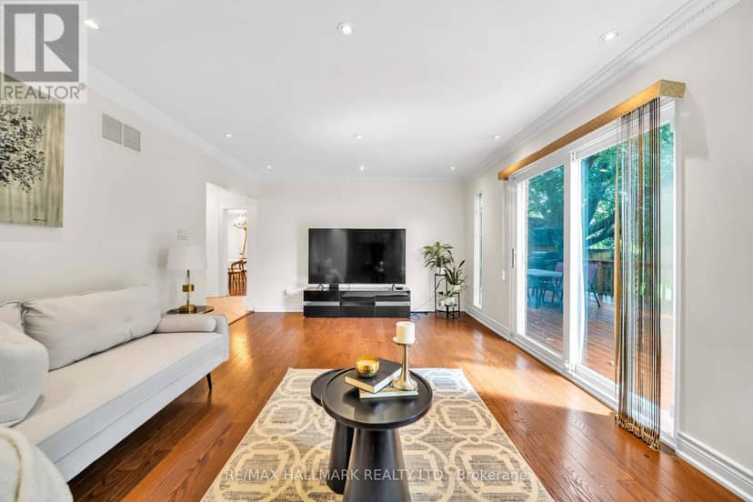17 Twin Circle Court, Toronto, photo 8