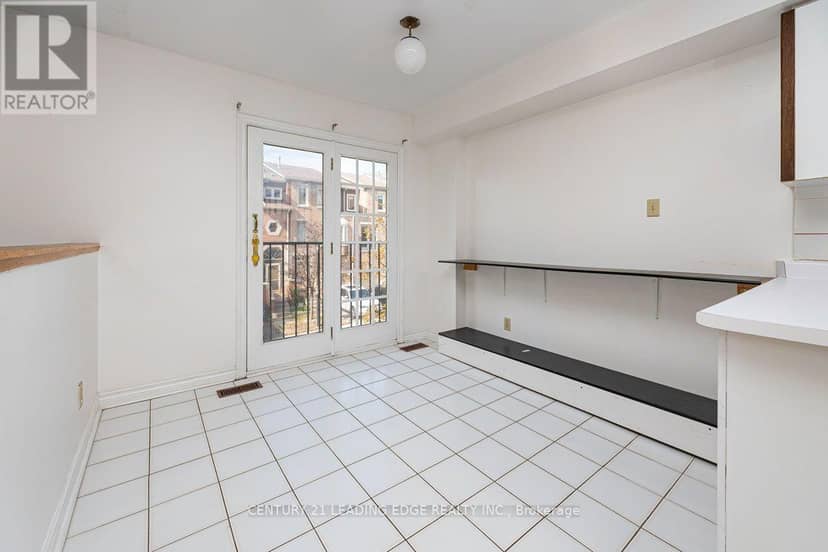 1 - 3 Reidmount Avenue — photo 11 of 23