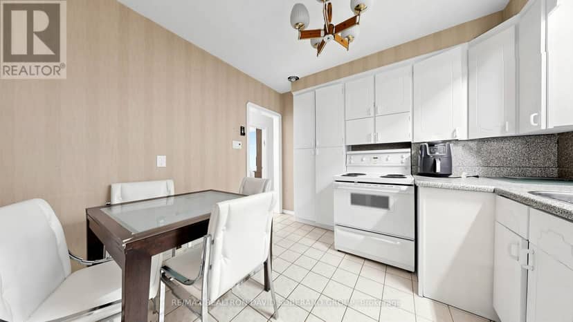 108 York Downs Drive — photo 13 of 37