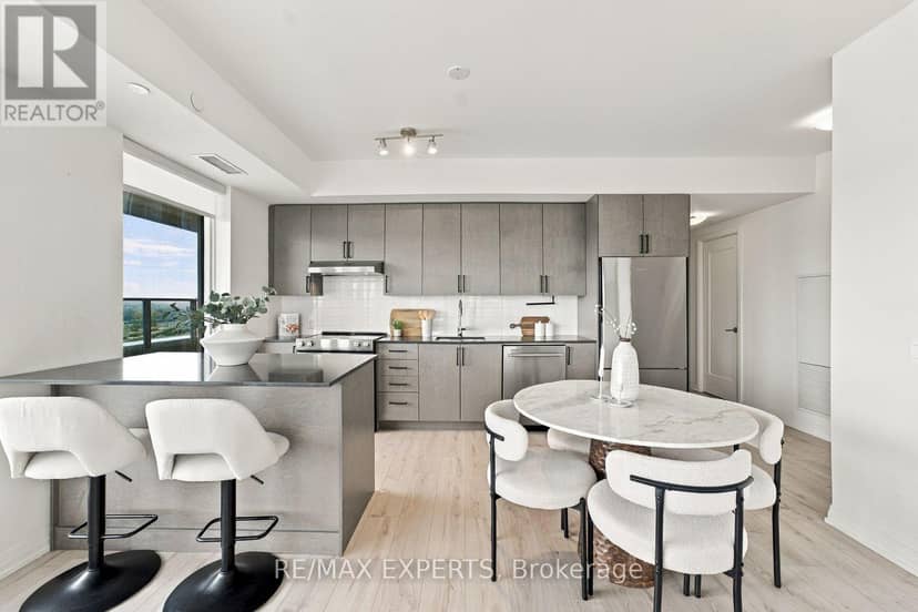 224 - 8960 Jane Street — photo 16 of 40