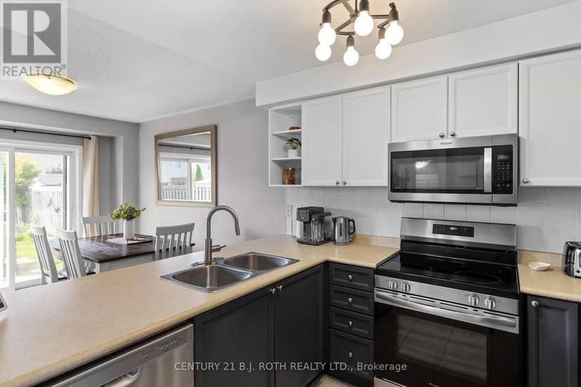 22 Ridwell Street — photo 11 of 26