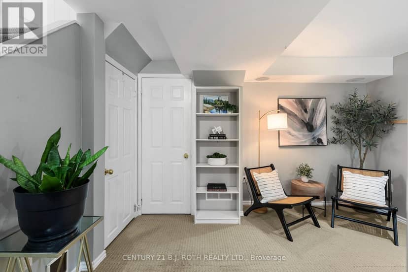 22 Ridwell Street — photo 17 of 26