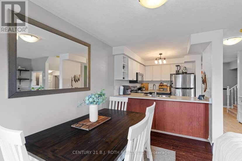 22 Ridwell Street, Barrie, photo 8