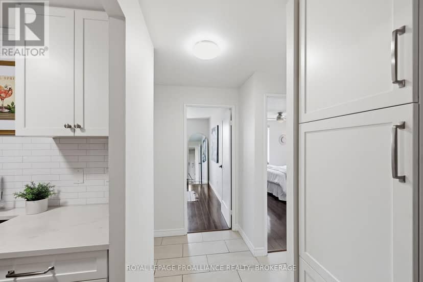 609 - 358 Queen Mary Road — photo 18 of 40