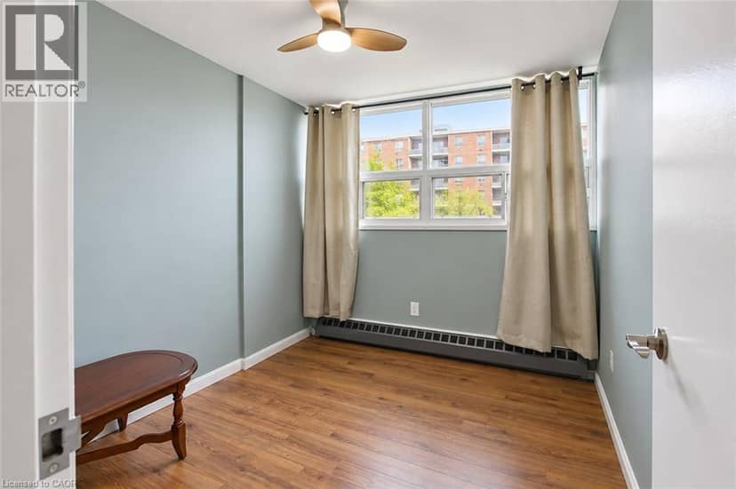 1950 MAIN Street Unit# 705 — photo 28 of 40