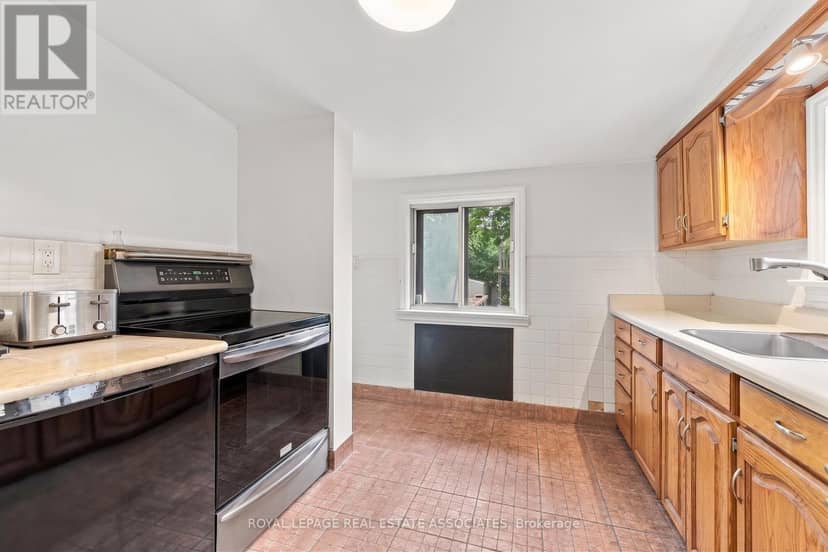 268 Troy Street, Mississauga, photo 7
