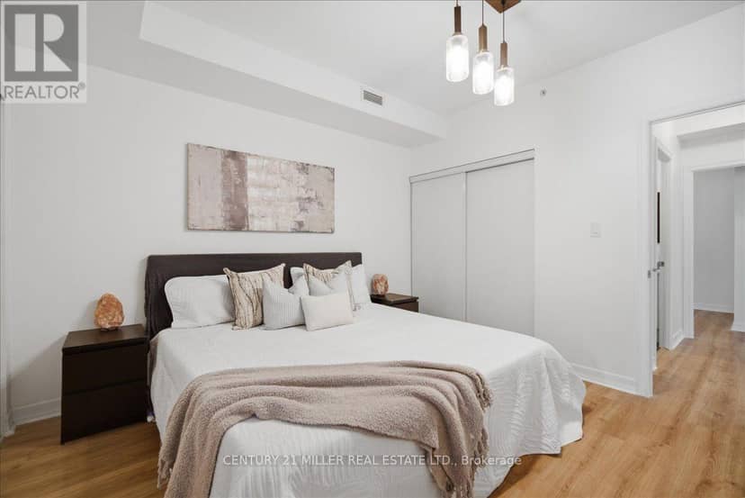 102 - 70 Stewart Street — photo 16 of 30