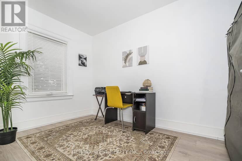 83 Scott Road — photo 12 of 22