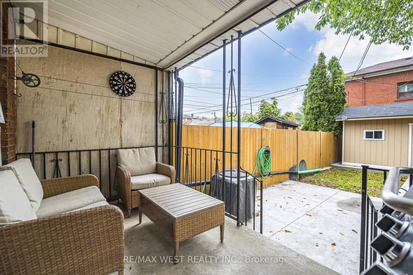 83 Scott Road — photo 18 of 22