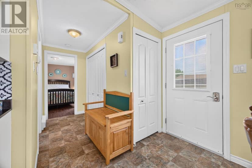 1047 GLEN FOREST Drive, Westville, photo 4