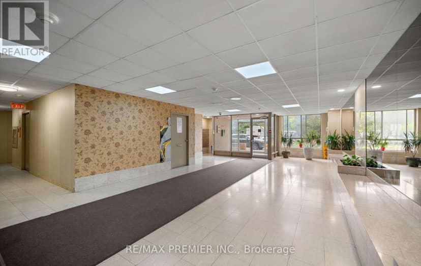 209 - 2470 Eglinton Avenue W — photo 25 of 25