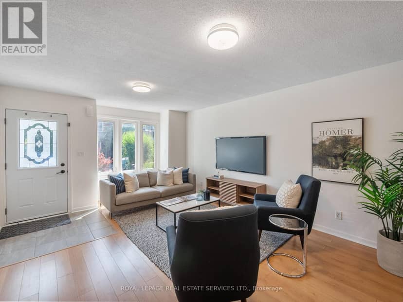 346 Indian Road Crescent — photo 6 of 40