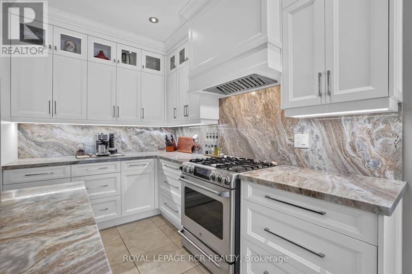 30 Borland Crescent, Caledon, photo 5