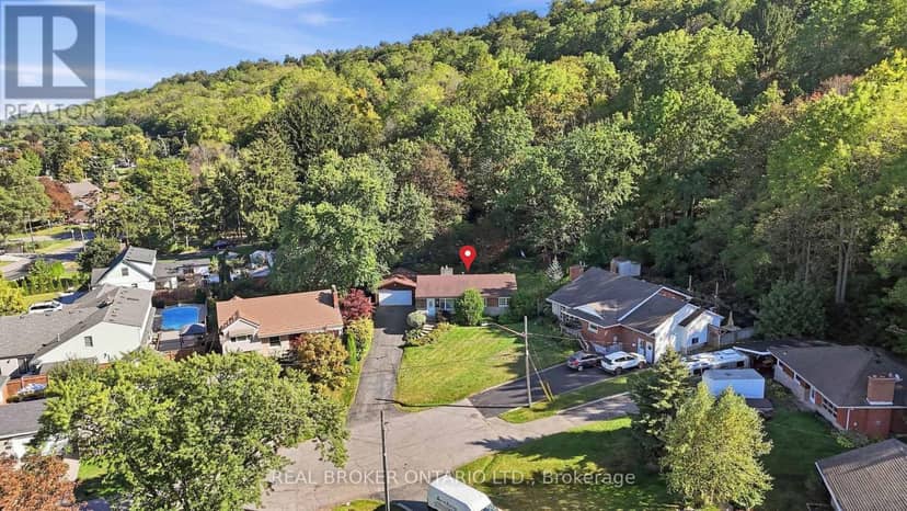 8 Hill Place — photo 1 of 37