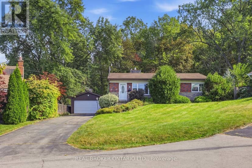 8 Hill Place — photo 2 of 37