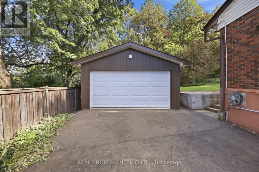 8 Hill Place — photo 31 of 37