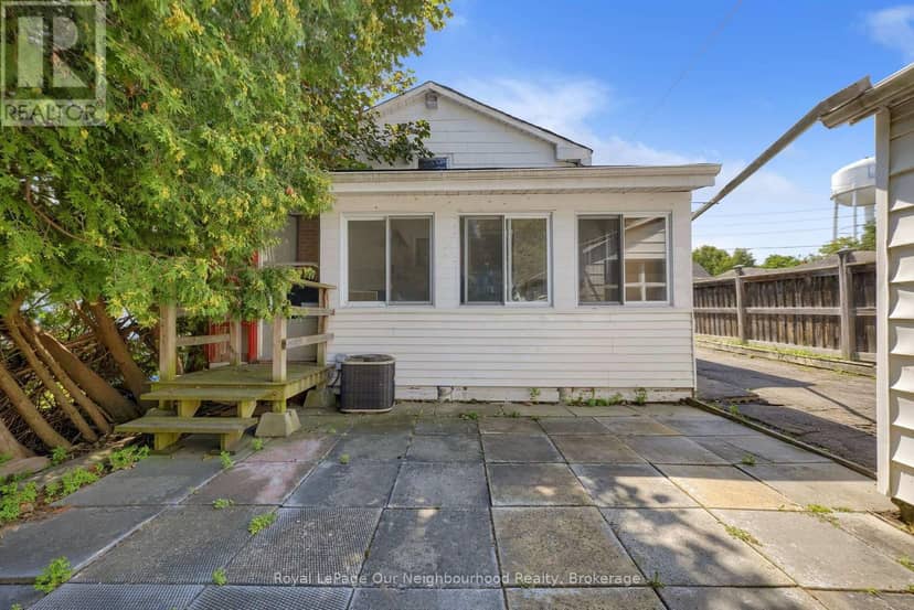 66 Wellington Street — photo 34 of 40