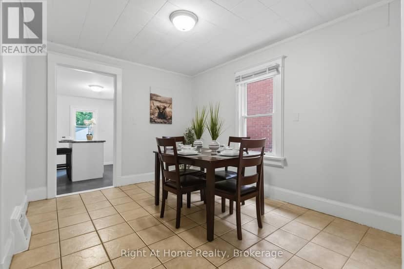 127 Montrave Avenue — photo 16 of 31
