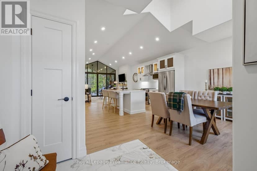 48 Deerview Drive — photo 8 of 40