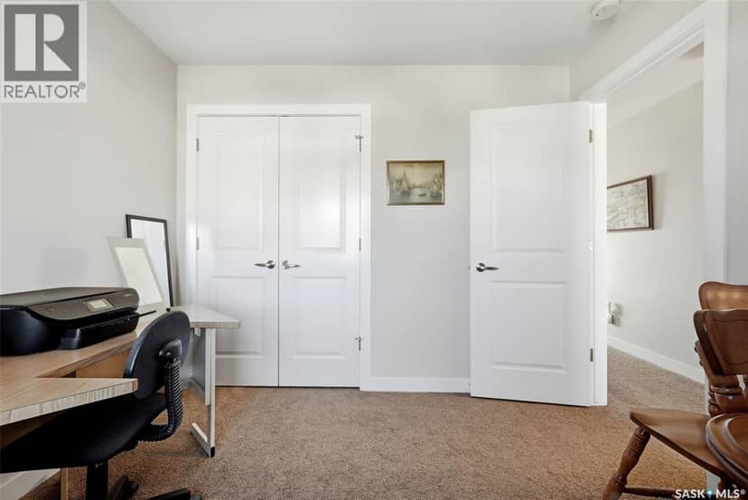 8837 Kestral DRIVE — photo 20 of 40
