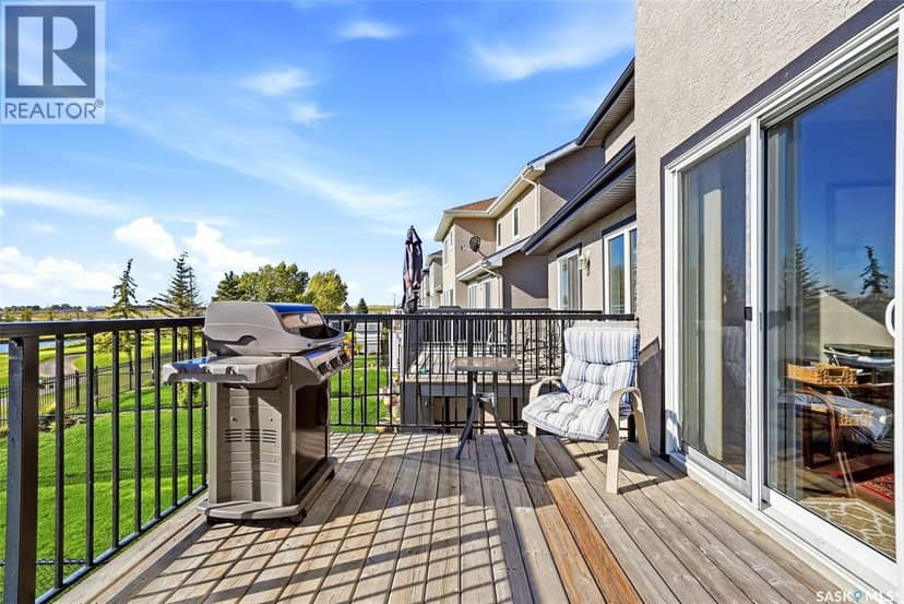 8837 Kestral DRIVE — photo 32 of 40