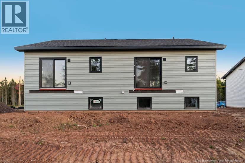 195 Carrington Drive — photo 5 of 40