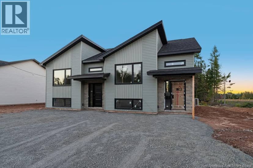 195 Carrington Drive — photo 9 of 40